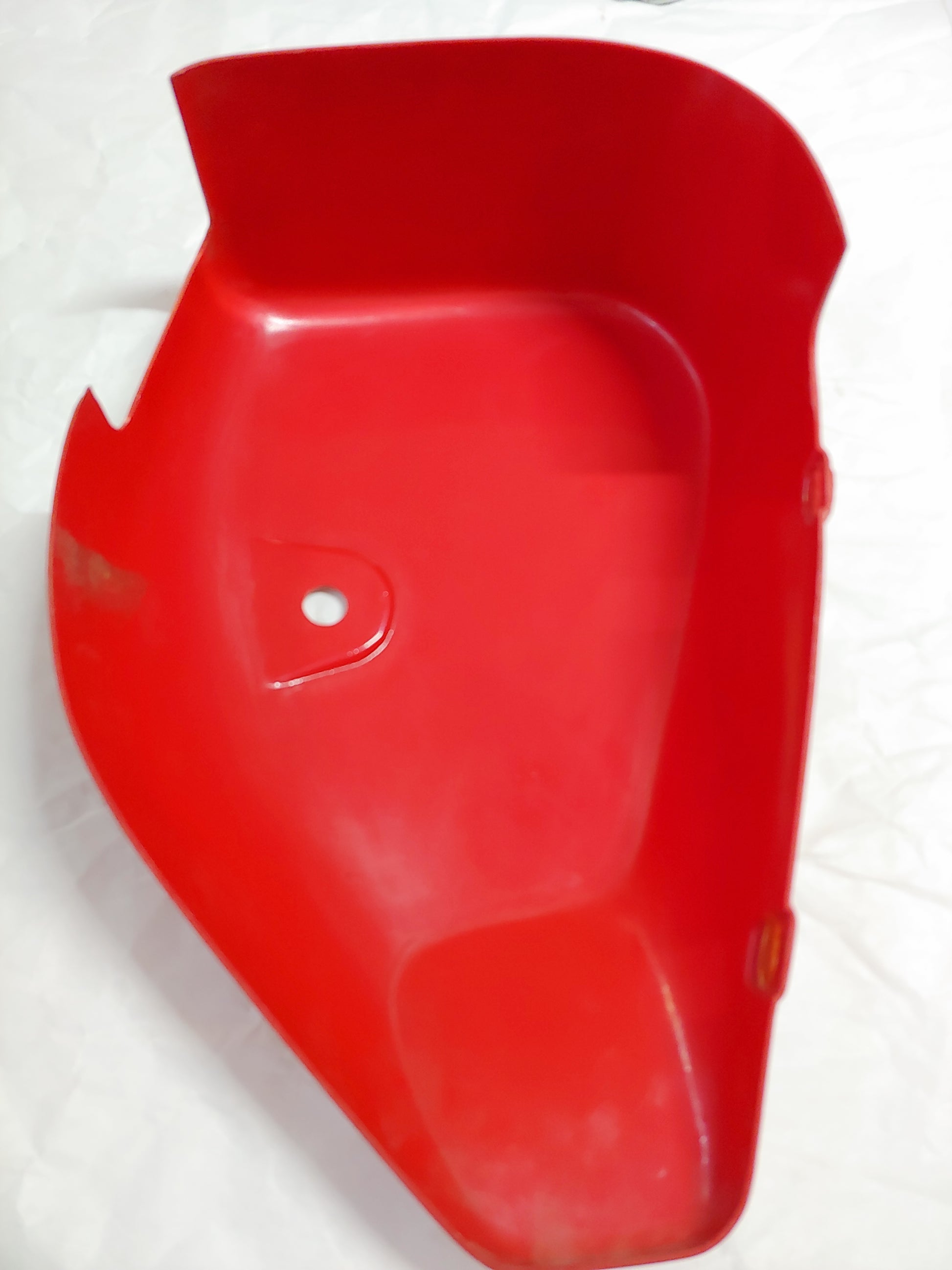 MZ 151 251 301 Akü Kapağı Sağ (bakalit)